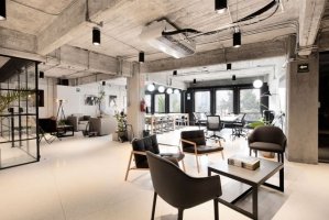 上海辦公室裝修中公共辦公空間的裝修特點(diǎn)