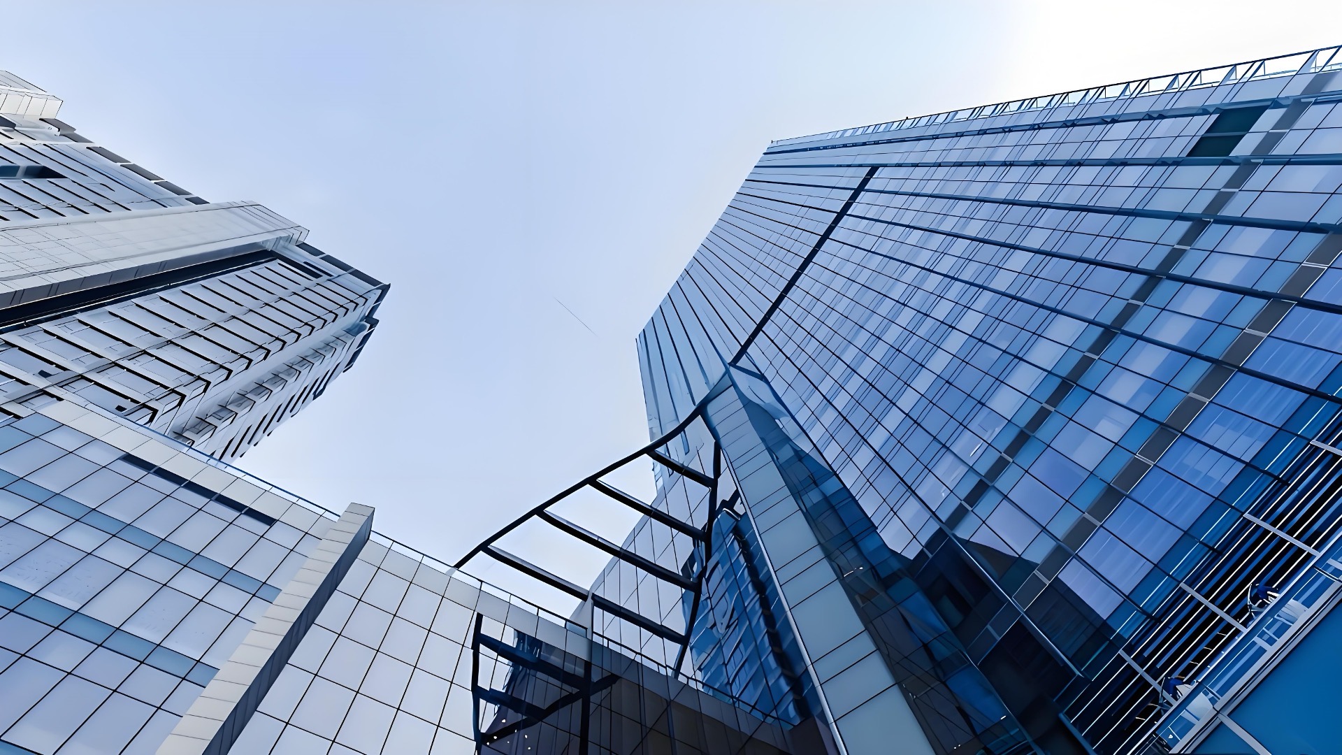 “陸家嘴金融圈辦公室裝修真相：高端定制1500元/㎡，值嗎？”